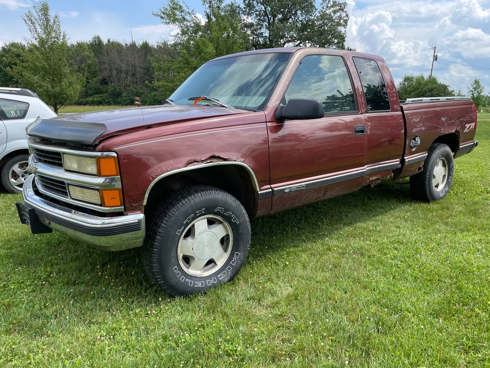 1998 Chevy Silverado Z71 Offroad (Has WI Title) (Wisconsin Rapids, WI)