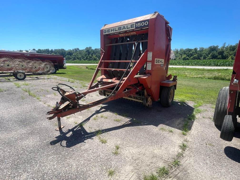 GehlBale 1500 Baler