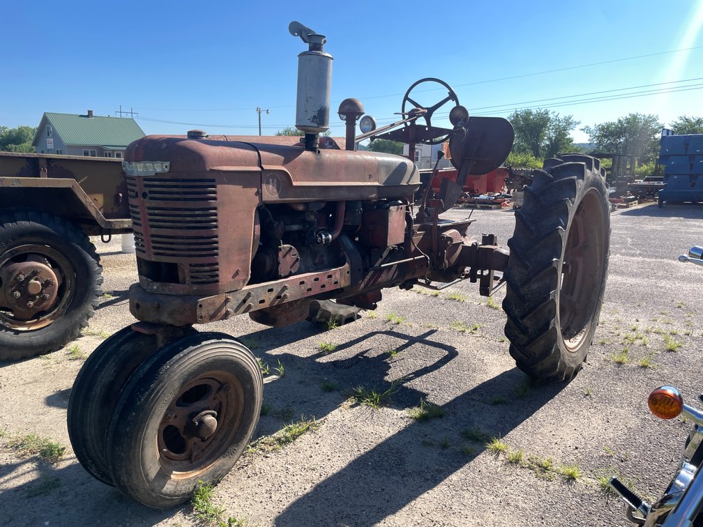 Farmall H Tractor
