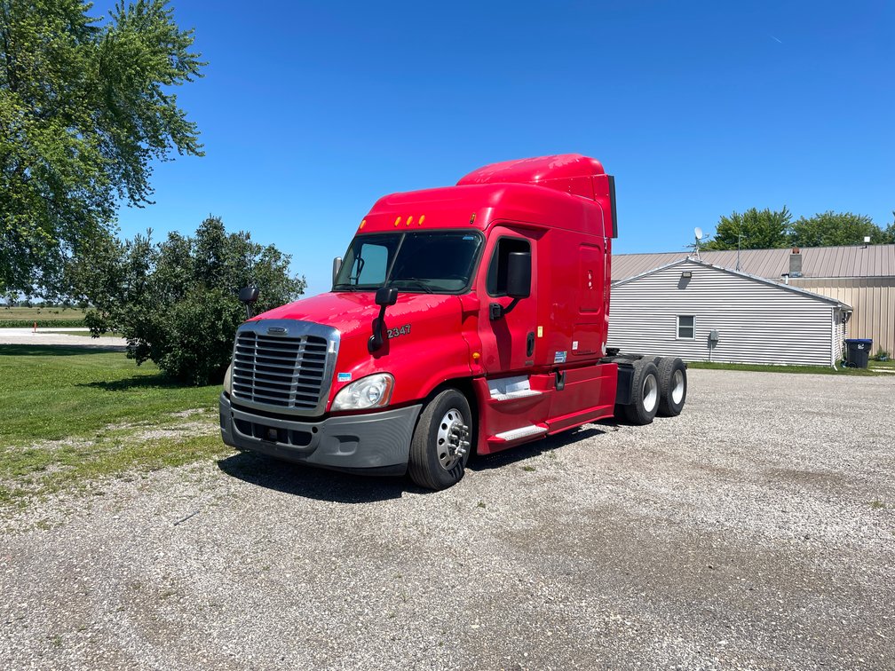 2013 Freightliner Semi-Tractor (Has WI Title) (Denmark, WI)