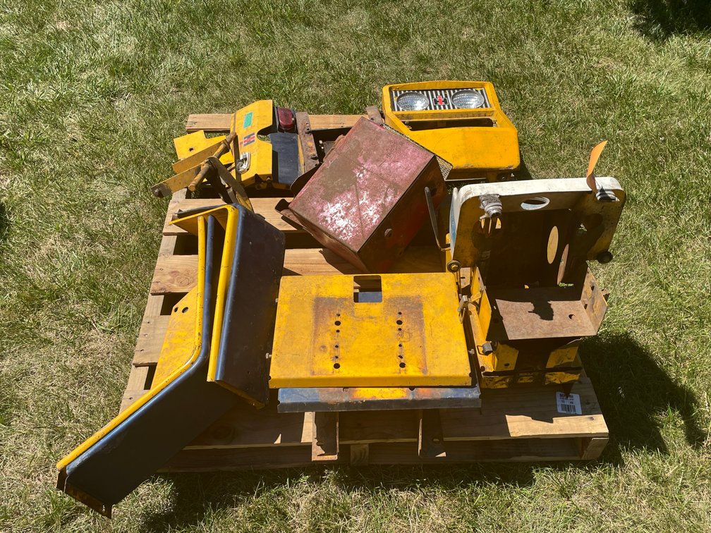 Pallet of Cub Cadet Lawn Tractor Parts