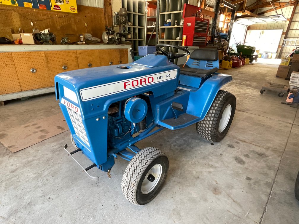 Ford LGT 120 Garden Tractor