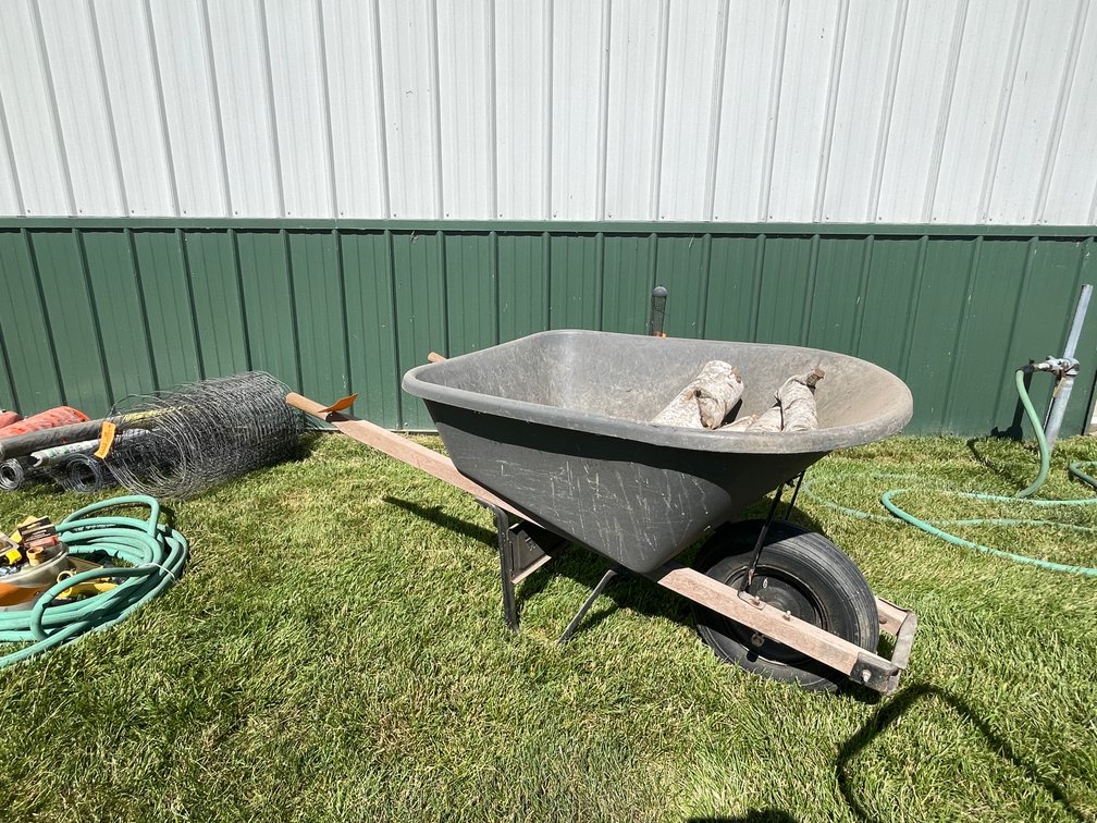True Temper Wheelbarrow