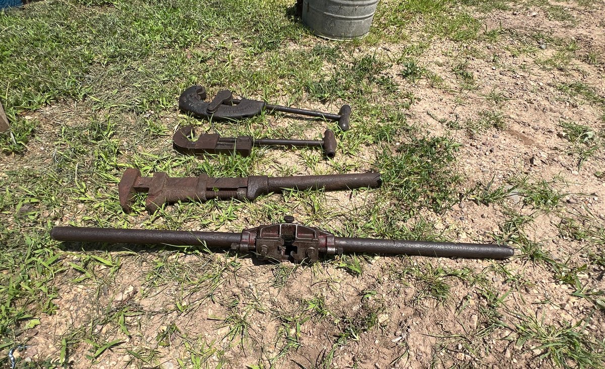 (2) Pipe Cutters, Pipe Wrench, and Pipe Threader