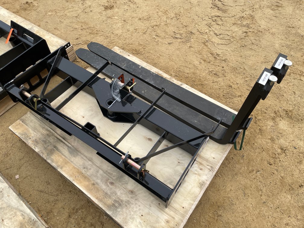 New Wolverine 3-Point Tractor Fork Frame with Forks