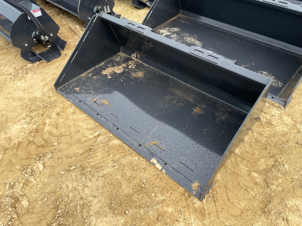 New Wolverine Skid Steer 66" Bucket