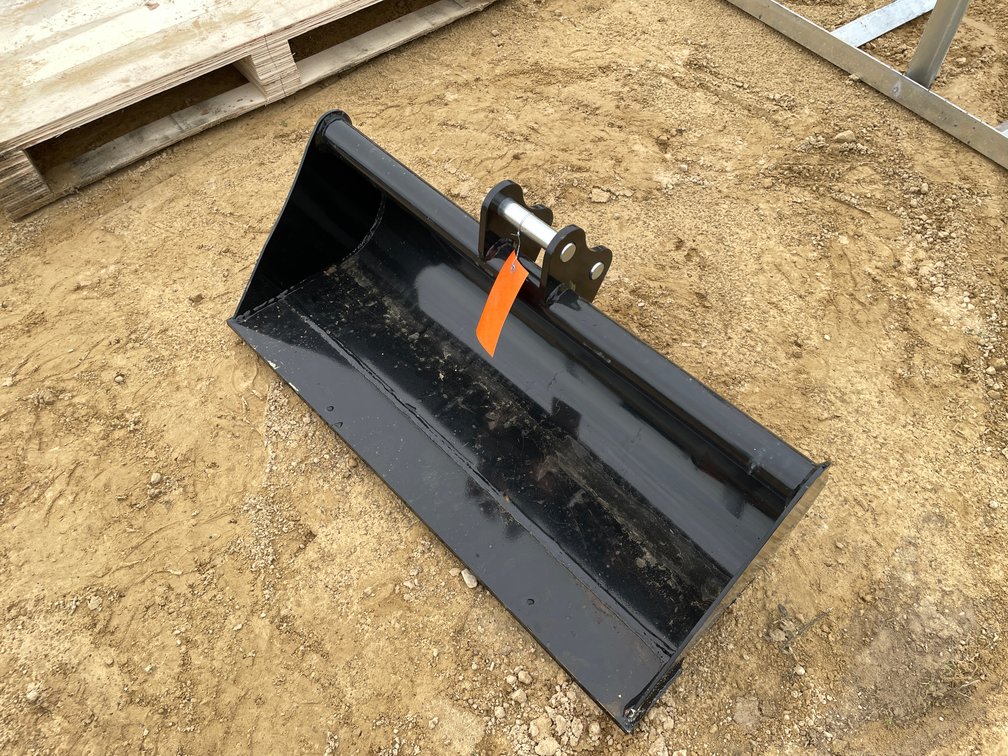 New Mini 32" Bucket Attachment