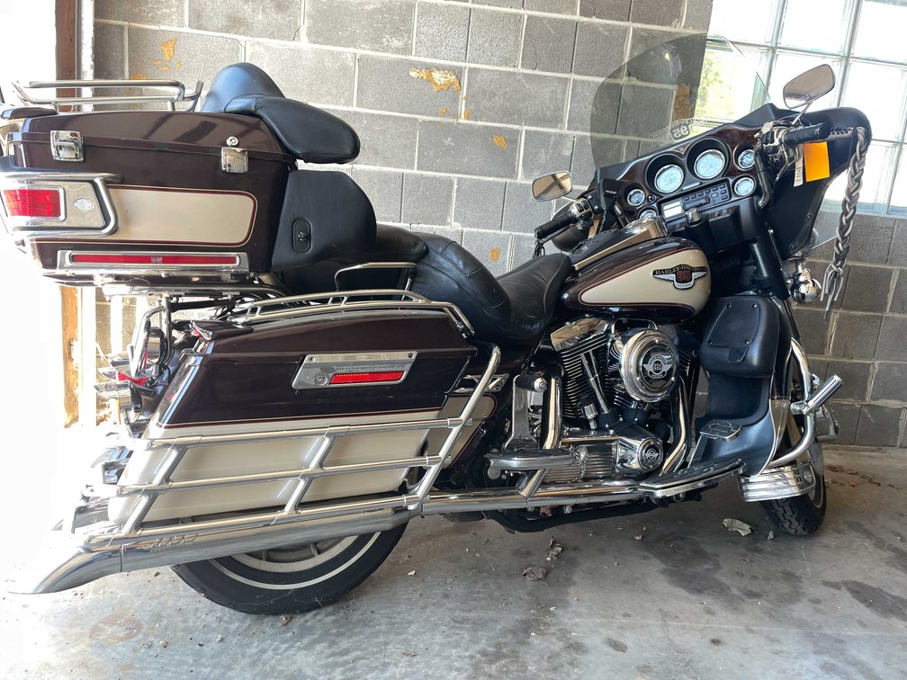 1998 Harley Davidson Ultra Classic 95th Anniversary (Title In Delay)