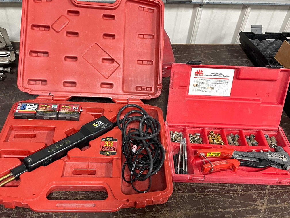 Mac Tools Rivet-Nut/Threadsert Tool Kit and Hot Stapler
