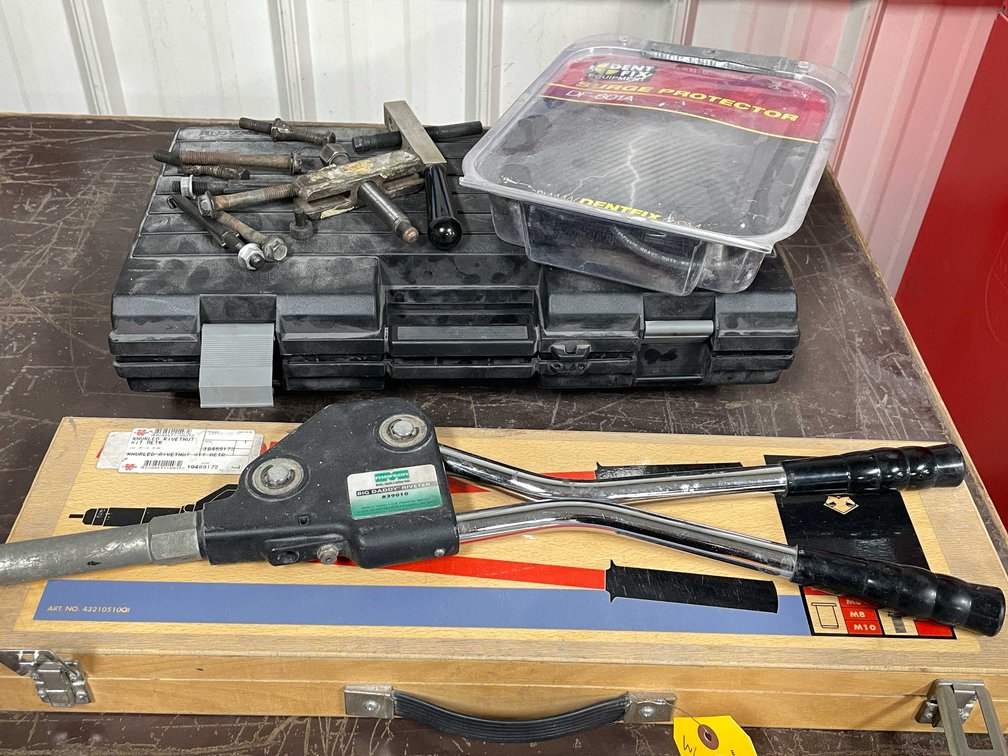 Assorted Auto Tools