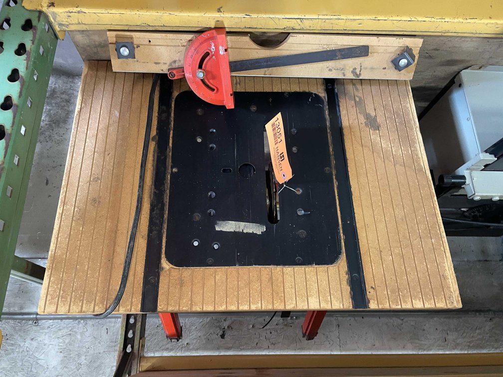 Hirsh Saw Table (PR9)