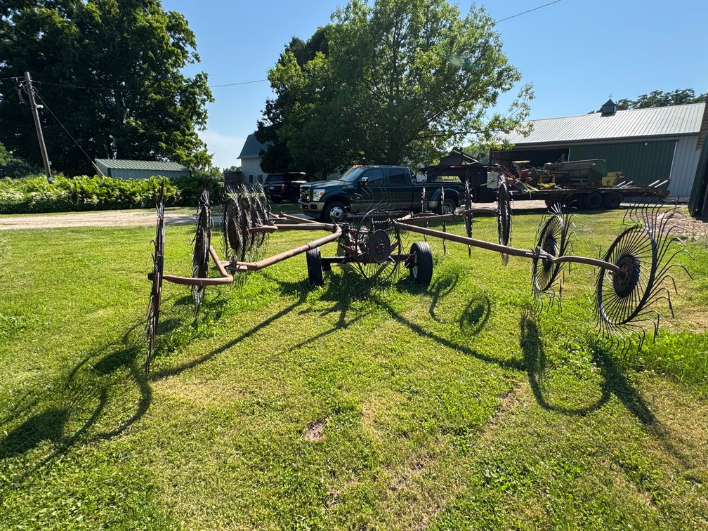M&W 12 Wheel Rake (Washington Island, WI)