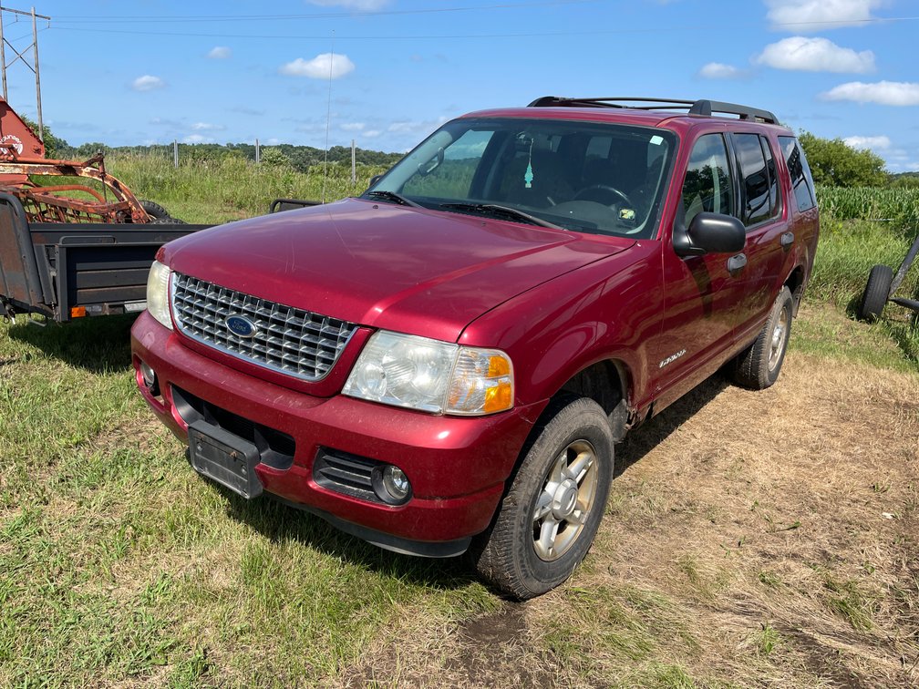 2005 Ford Explorer (Has WI Title)