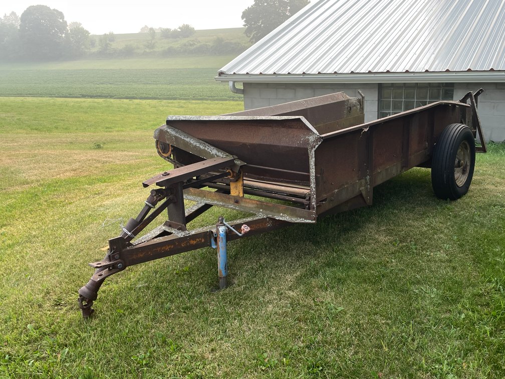 Spreader Wagon