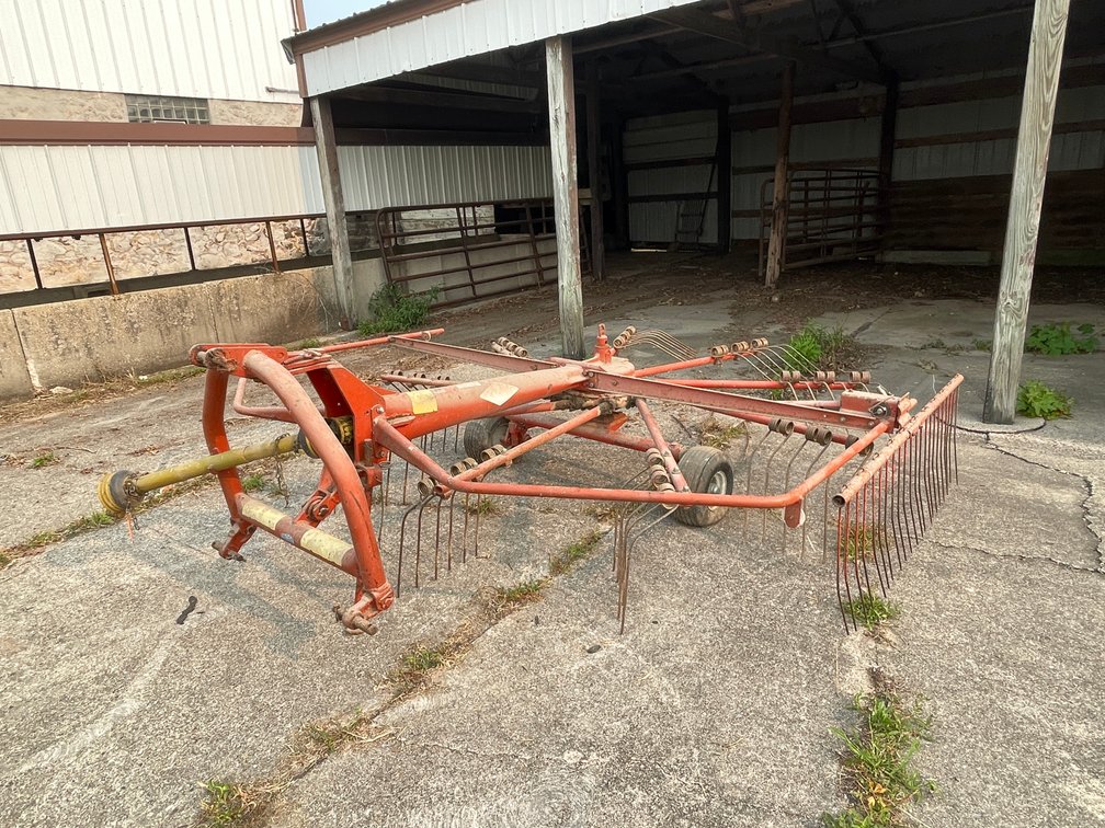 Kuhn GA 300 GM Rotary Rake