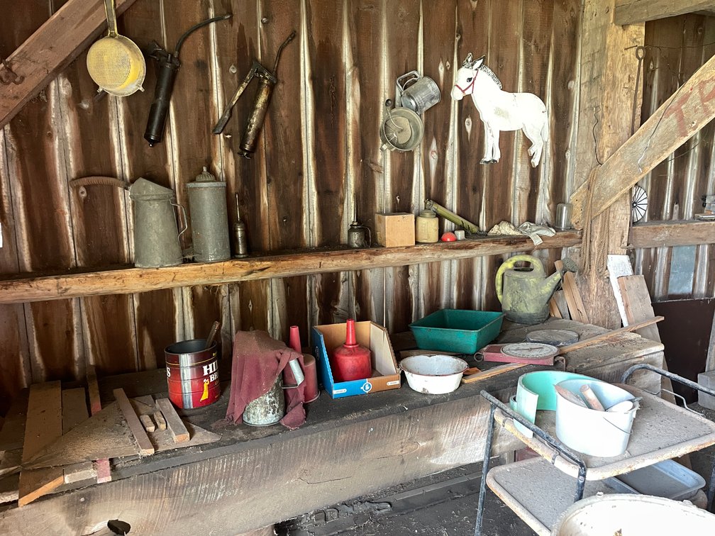 Contents of Wall and Bench