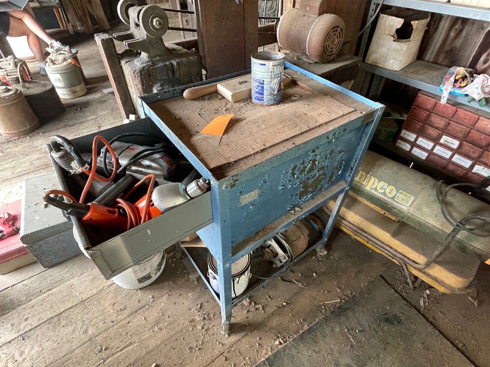 Rolling Workbench With Contents