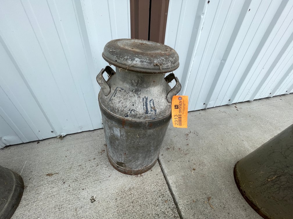 Cream City Milk Can With Lid