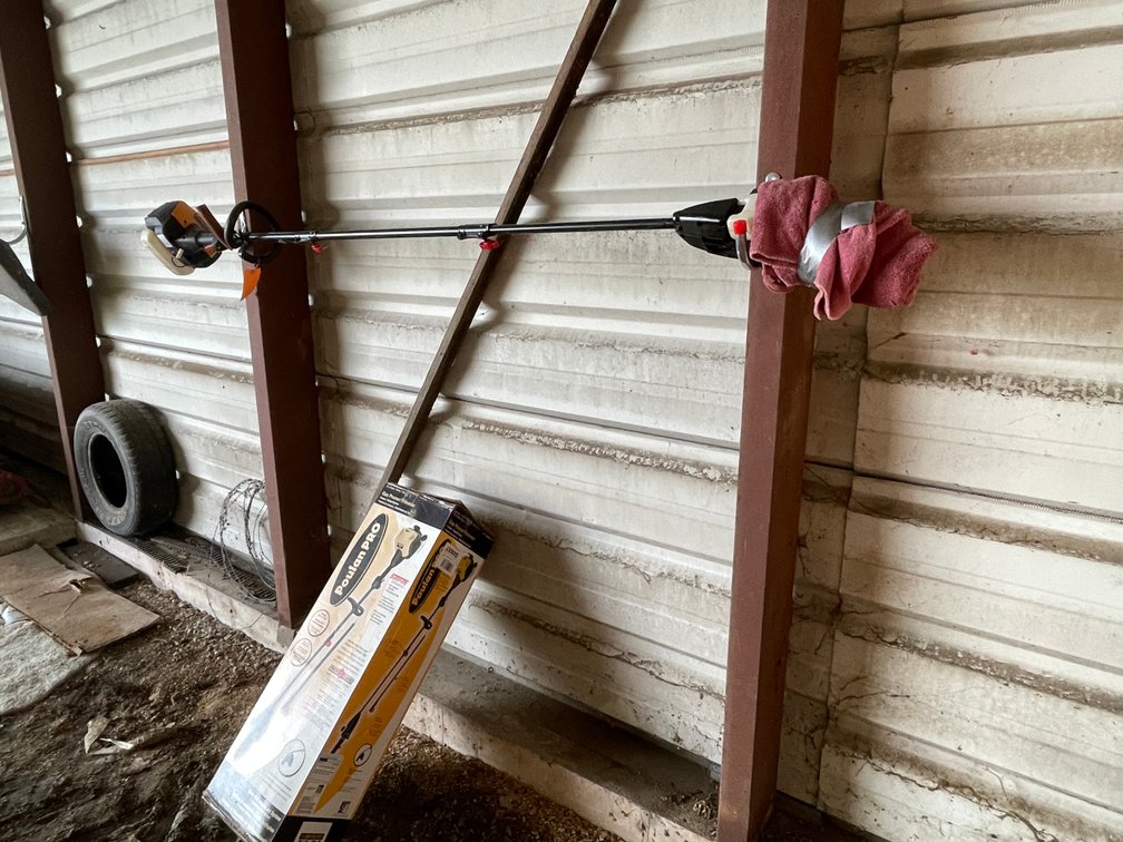 Poulan Pro Limb Saw Trimmer