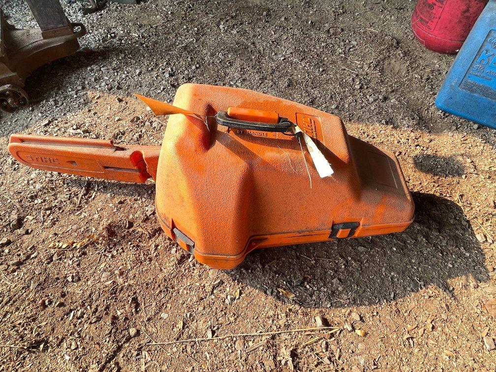Stihl MS 211 Chainsaw