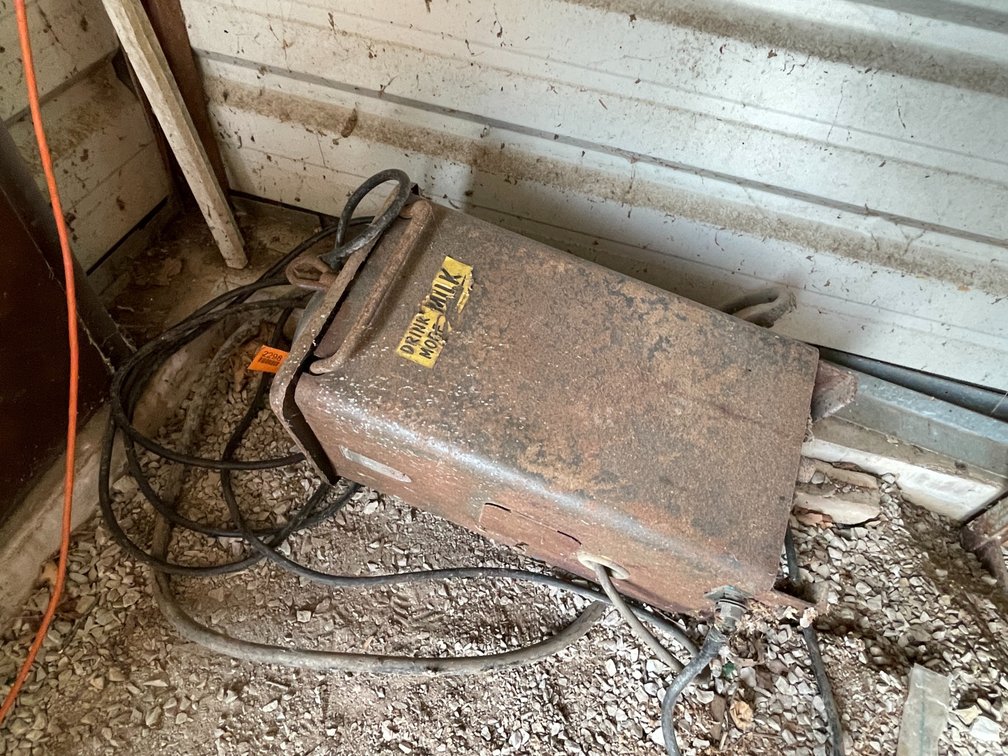 Allis-Chalmers Ampac-200 Stick Welder