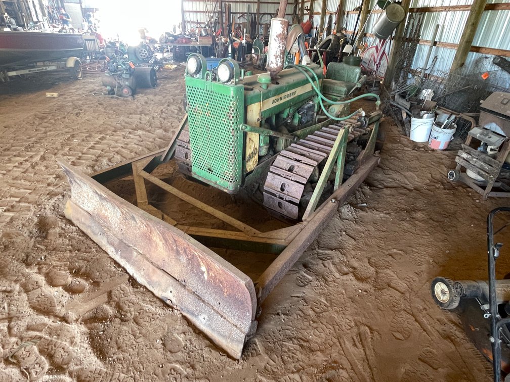 Vintage John Deere 420 Tractor (Restoration Project)