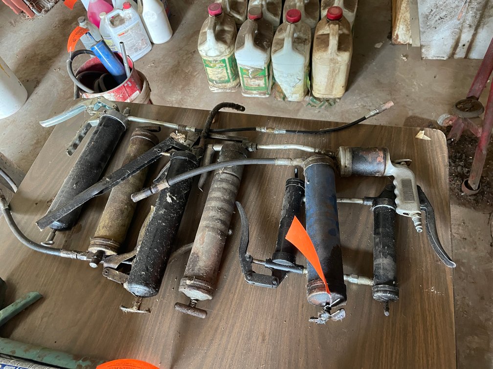 (7) Grease Guns