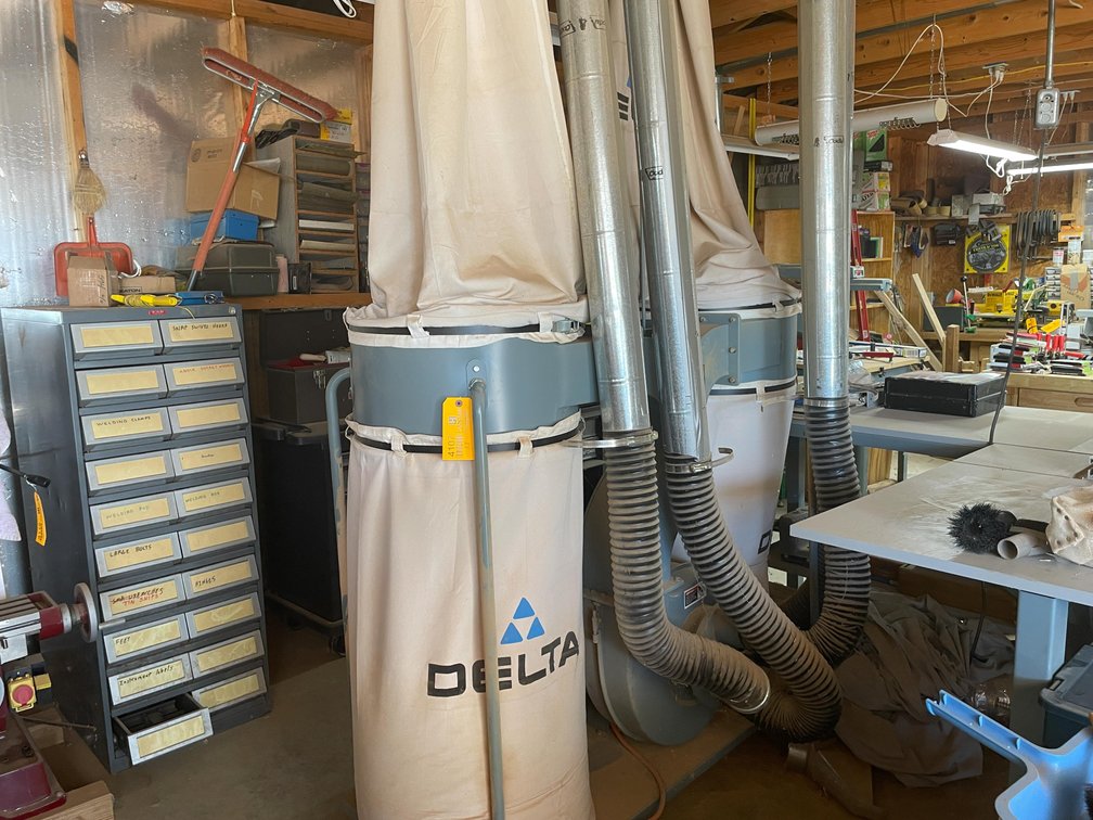 Delta Dust Collector