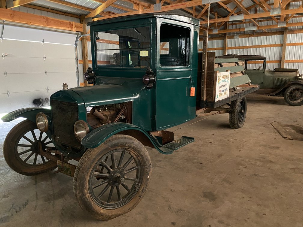 1925 Ford Flatbed Truck (No Title)
