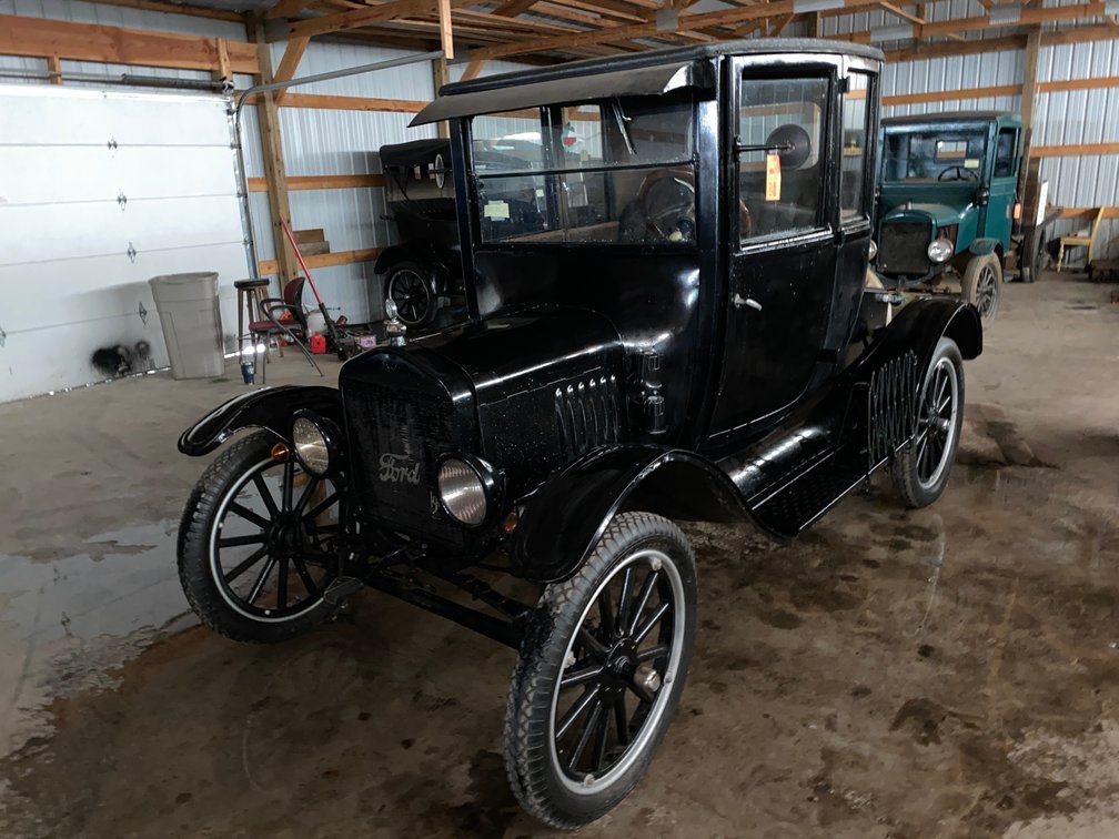 1922 Ford Black 2-Door Model T (No Title)
