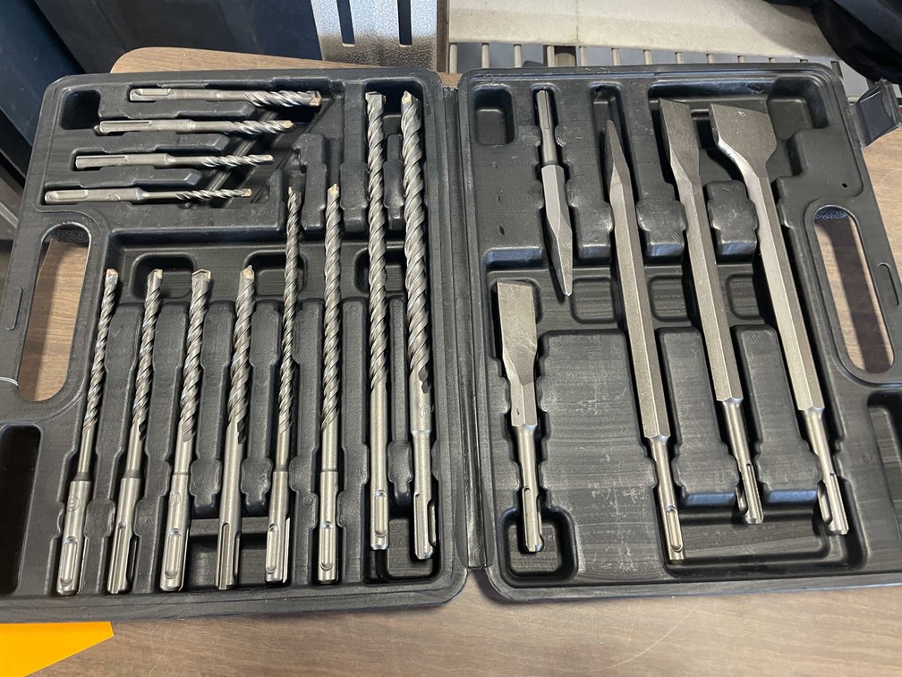 Hammer Drill Bits and Chisel Set (CW)