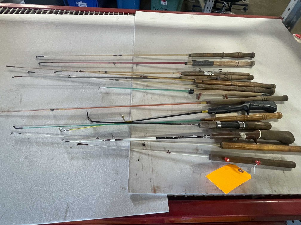 Vintage Ice Fishing Poles (T6)