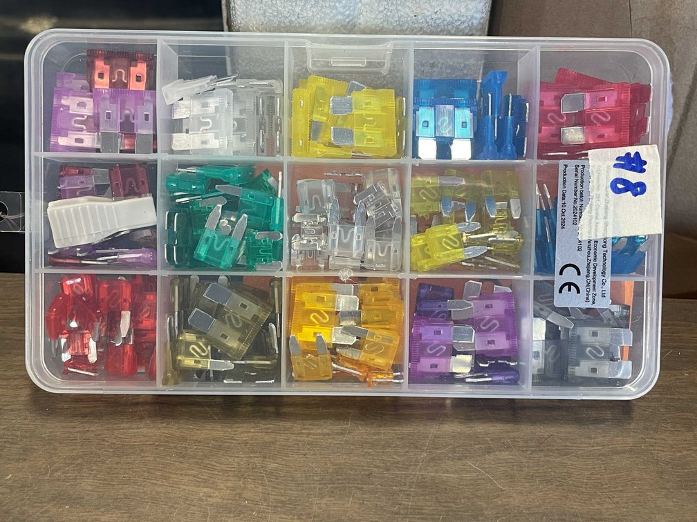 Vehicle Fuses (CW)