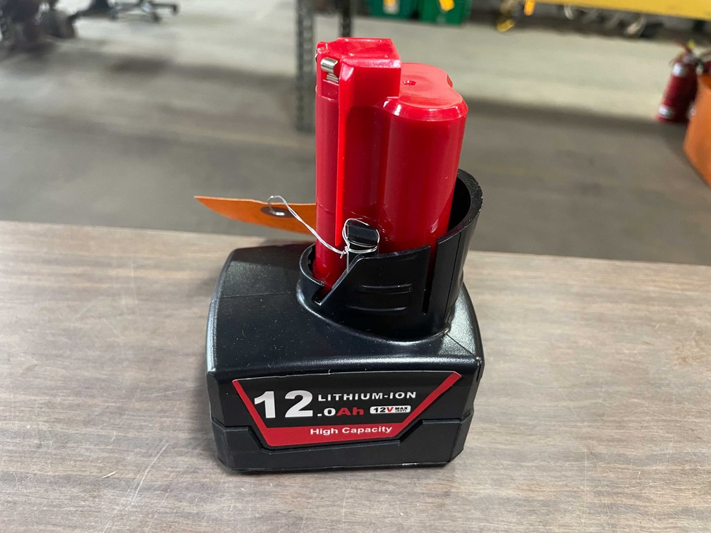12 Volt Milwaukee Compatible Battery (PR7)