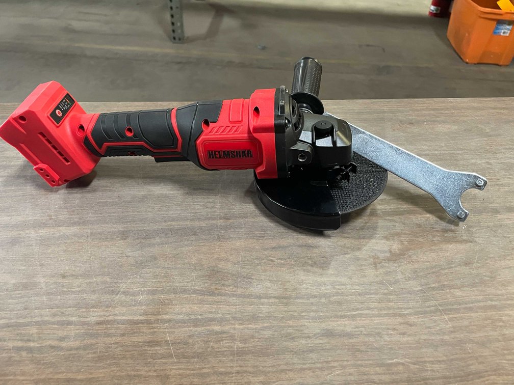 Milwaukee 18Volt Compatible Cut Off Tool (PR7)