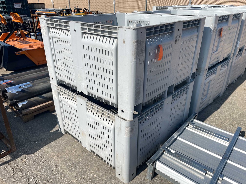 Skid Bin (O9)