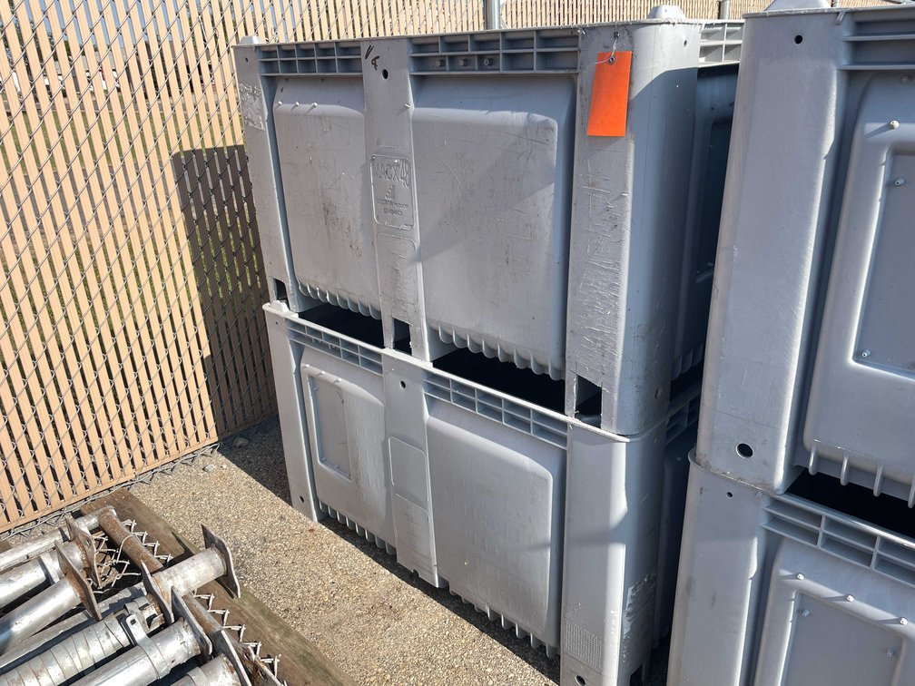 Skid Bin (O4)