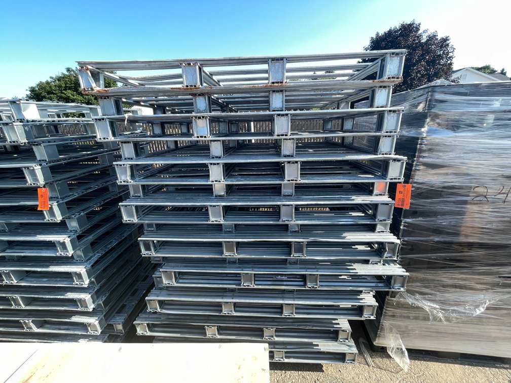 Steel Pallets (O10)