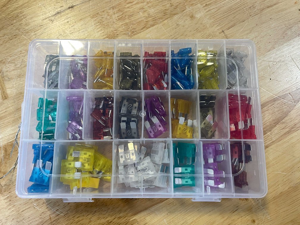 Automotive Fuse Kit (PR6)