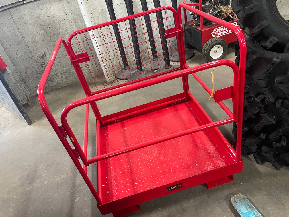 Forklift Platform Basket With Fork Pockets (Wall E)