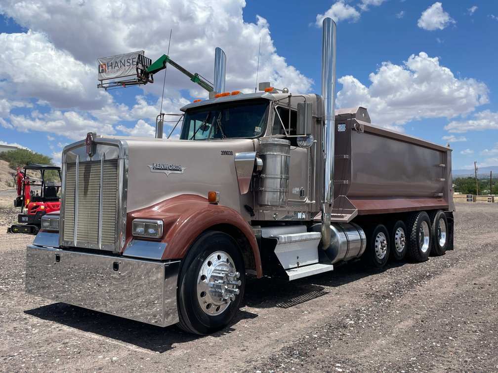 1999 Kenworth Dump Truck (Has TX Title)