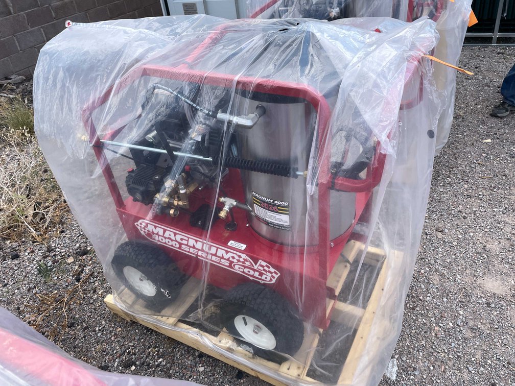 Magnum 4000 Gold Power Washer