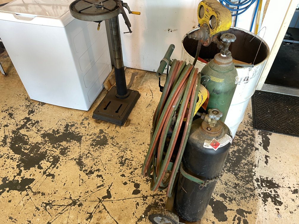 Torch Tank Cart, Hose, and Regulators