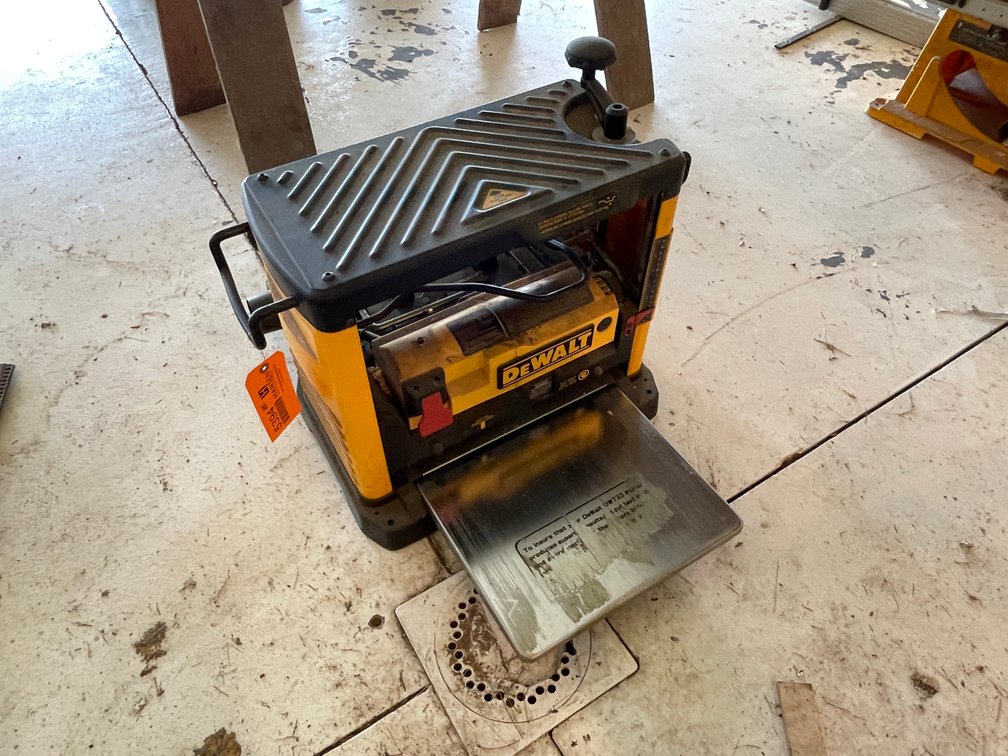 DeWalt 12-1/2'' Planer