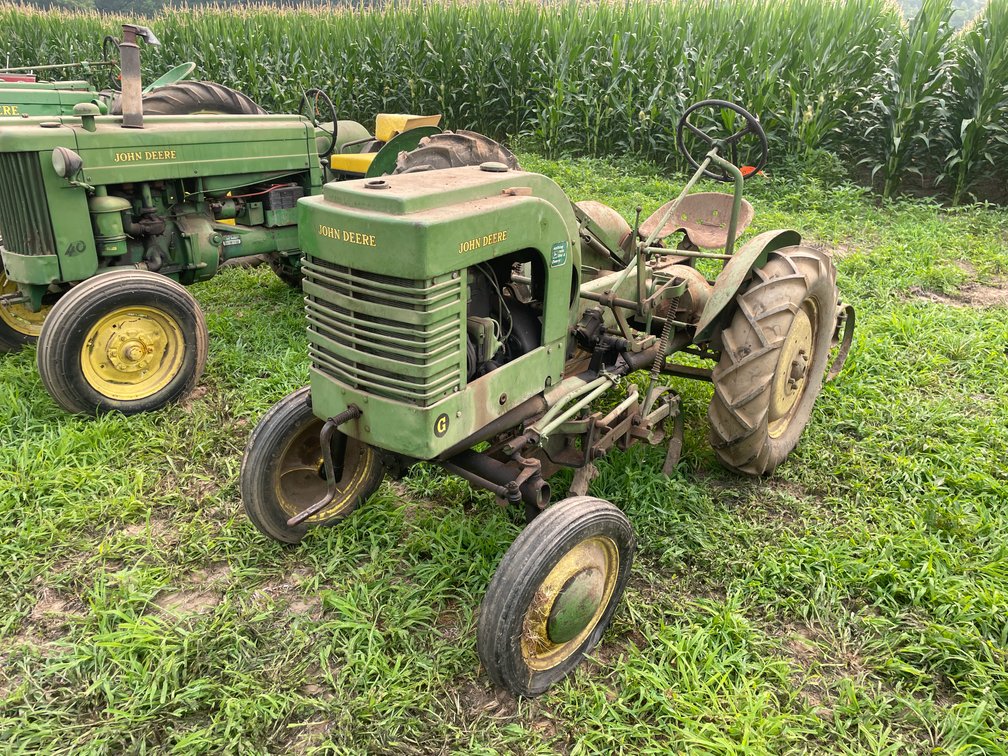 Vintage John Deere Model LA Tractor (Restoration Project)