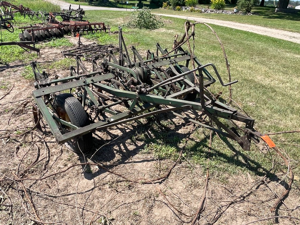 Pull Behind Cultivator **Non-Runner**