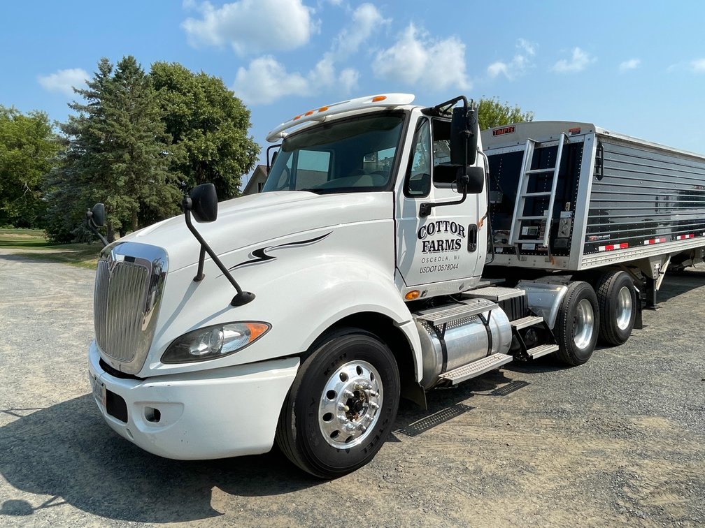 2011 International Prostar Semi Truck (Has WI Title)