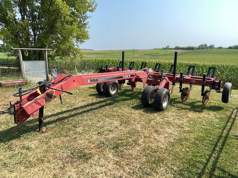 Case IH 5000 Implement Cart with Model 130 Undervers Zone Builder 7 Shank Subsoiler