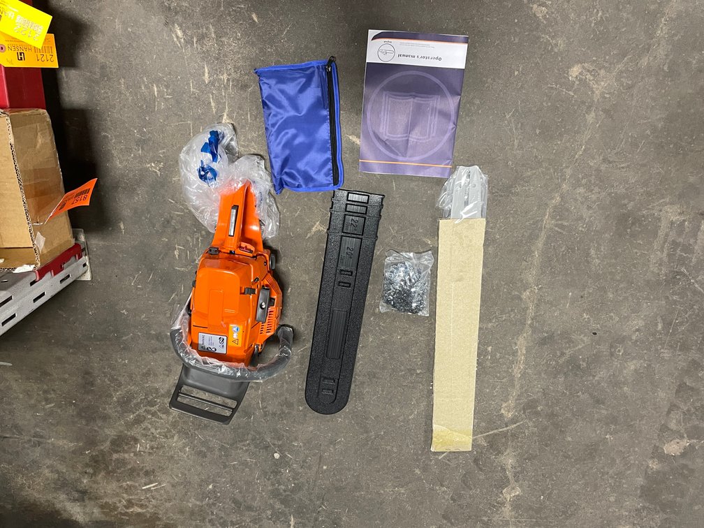 Gas Chainsaw with 28 Inch Bar (CW)