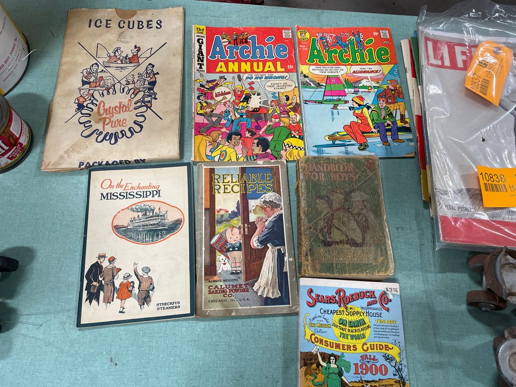 Vintage Books and Comics (Fort Atkinson, WI)
